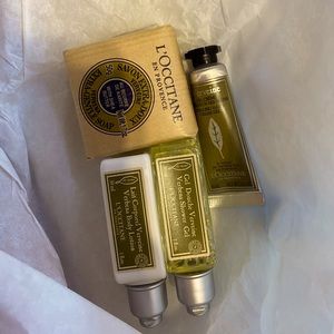 Loccitane BRAND NEW BODY Cosmetic Bag Set